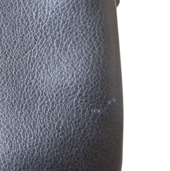 Kate Spade Black Crossbody Bag with Gold Hardware - Picture 2 of 11